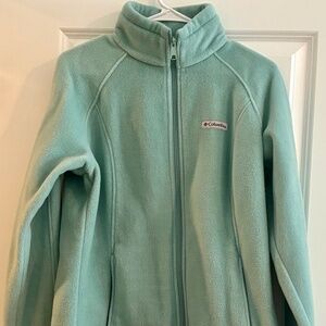 Women’s Columbia fleece jacket